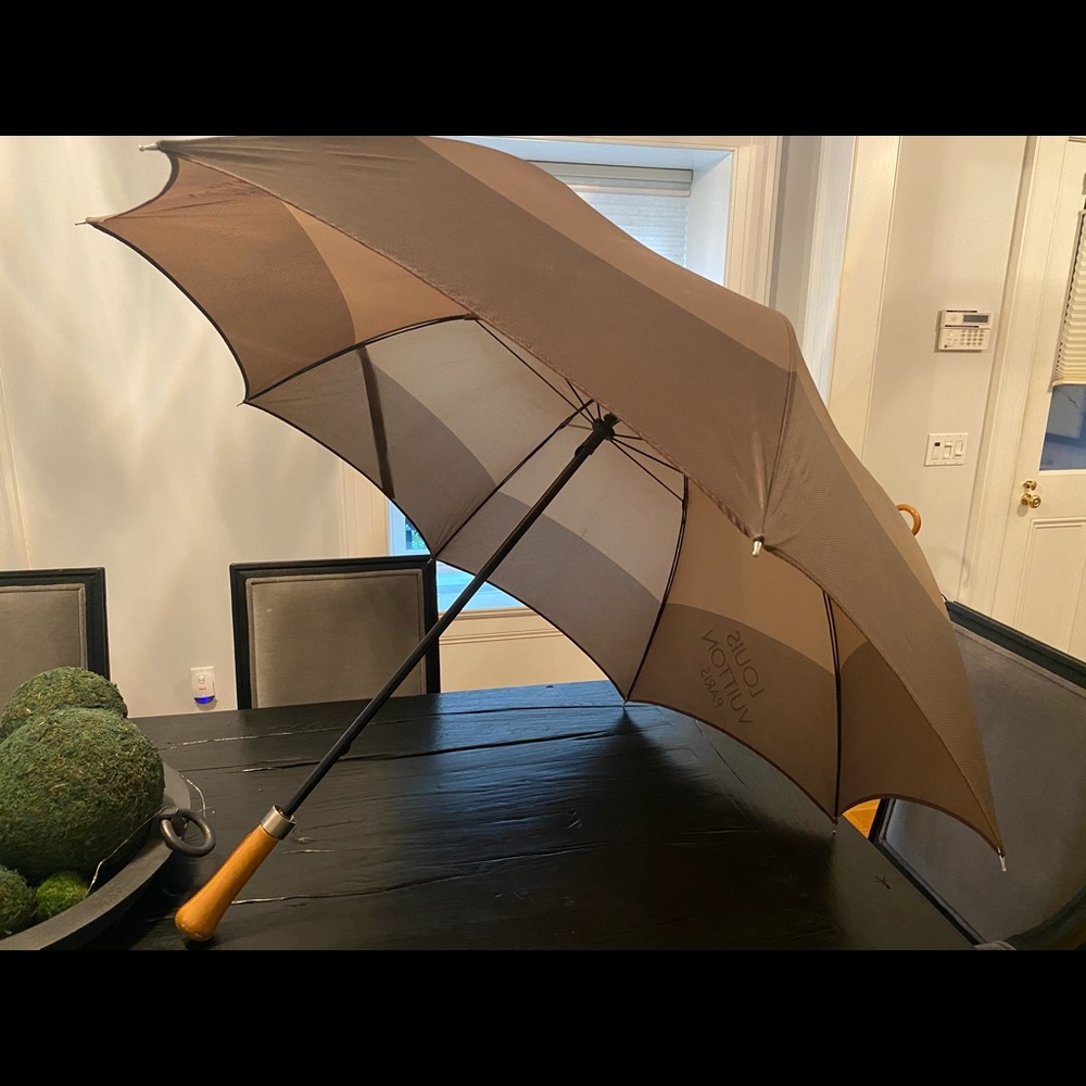 Louis Vuitton Golf Umbrella ***authentic***